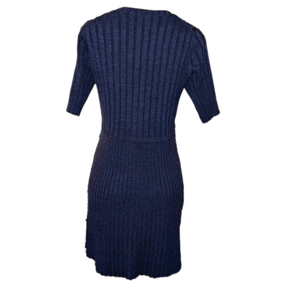 WOMEN’S Ann Taylor ribbed, short sleeved, knit dress. Great look for the office - Picture 2 of 6